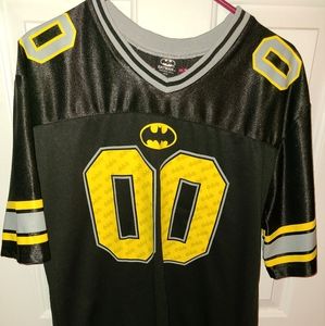 Men's large Batman jersey #00, colors black,yellow,and gray